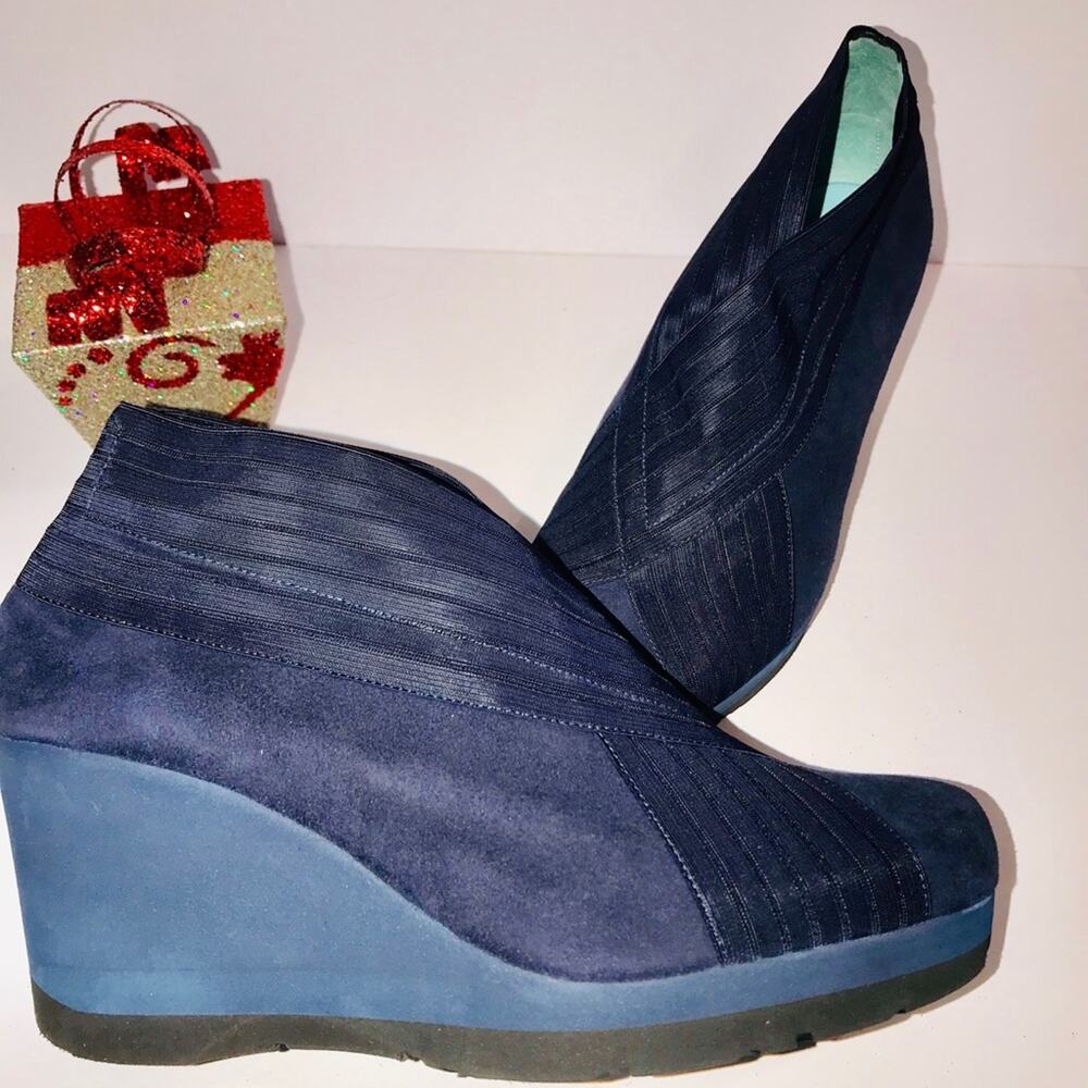 Thierry Rabotin Navy & Aqua Wedge Ankle Bootie
